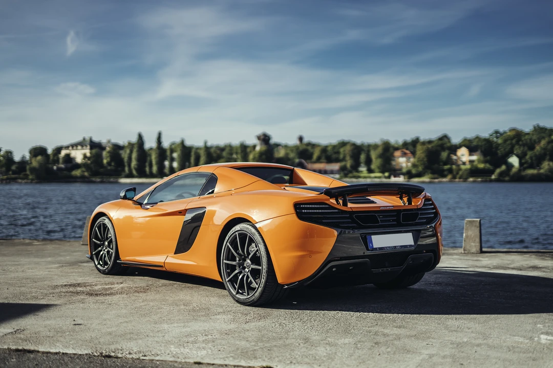 2015 McLaren 650S Spider - Image 13 of 31
