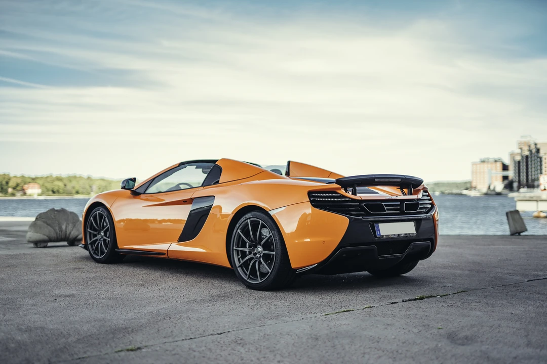 2015 McLaren 650S Spider - Image 6 of 31