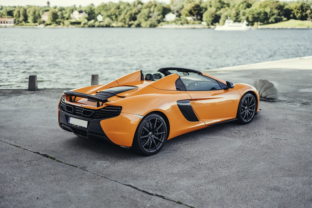 2015 McLaren 650S Spider - Image 15 of 31