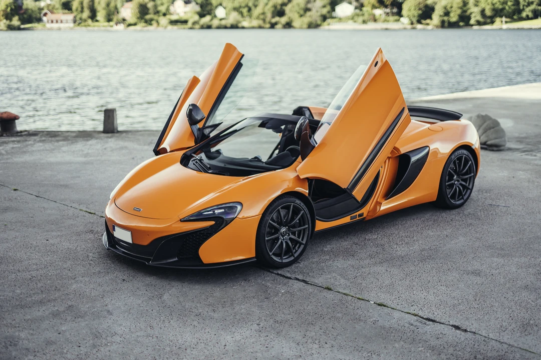 2015 McLaren 650S Spider - Image 12 of 31