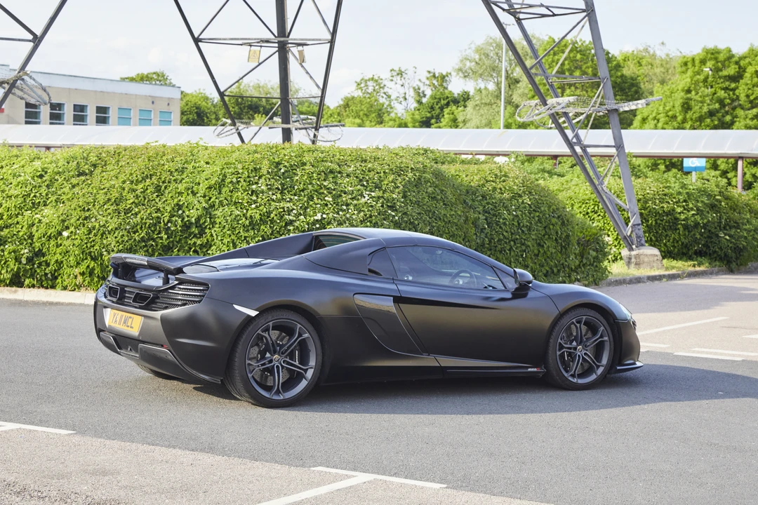 2015 McLaren 650S Spider - Image 14 of 31