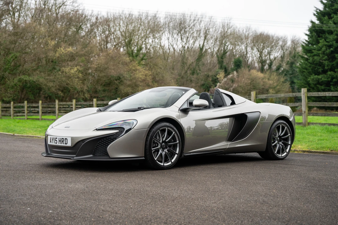 2015 McLaren 650S Spider - Image 11 of 31