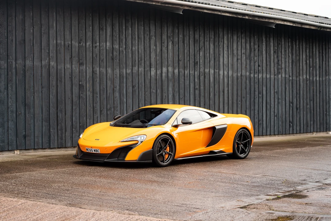 2015 McLaren 675LT Coupe - Image 5 of 31