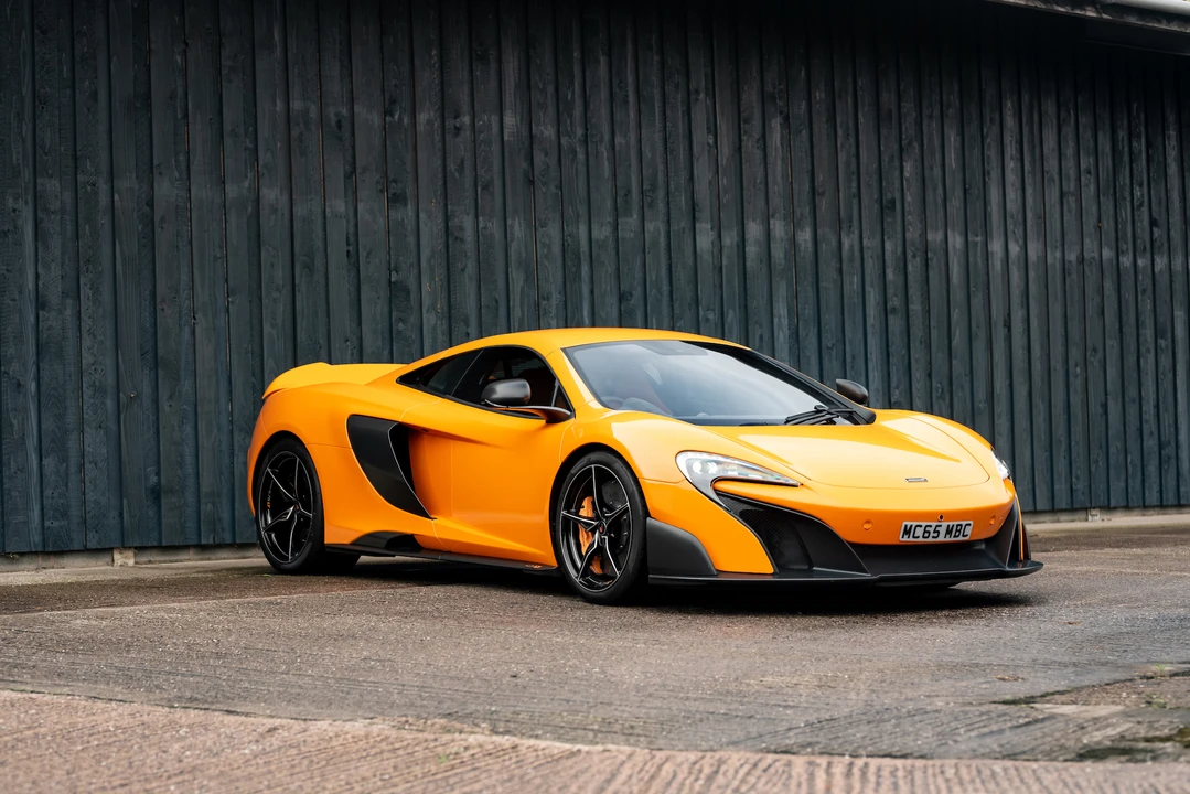 2015 McLaren 675LT Coupe - Image 26 of 31