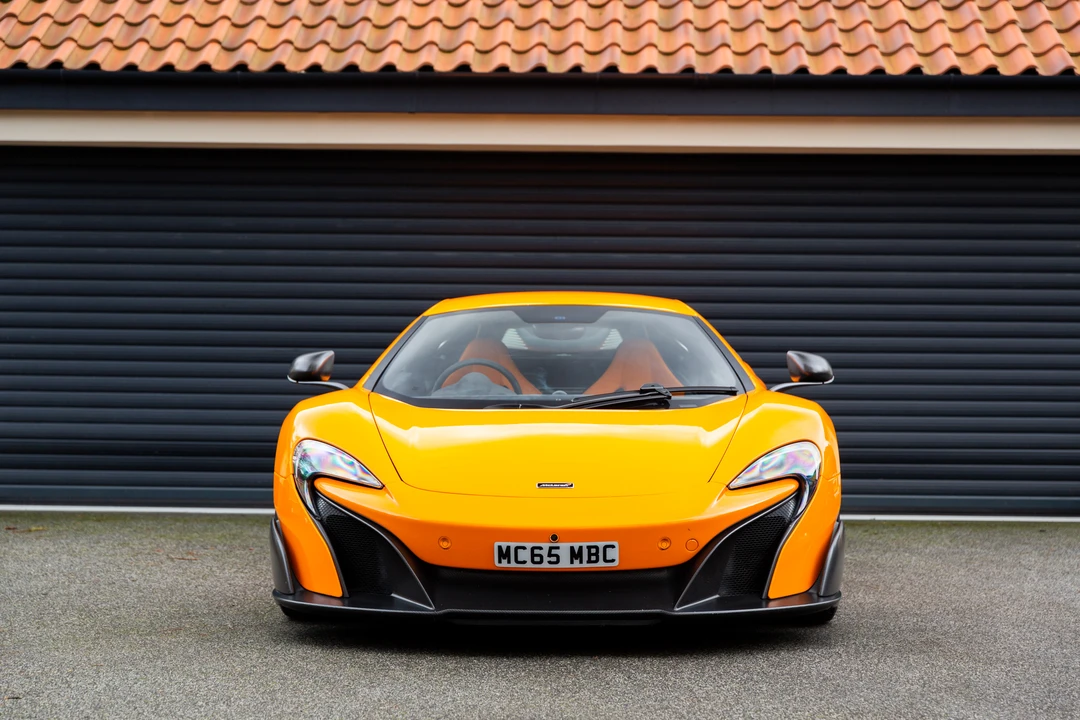 2015 McLaren 675LT Coupe - Image 6 of 31