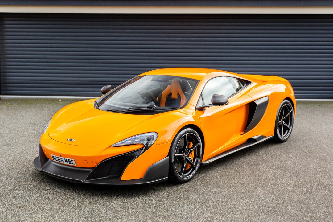 2015 McLaren 675LT Coupe - Image 19 of 31