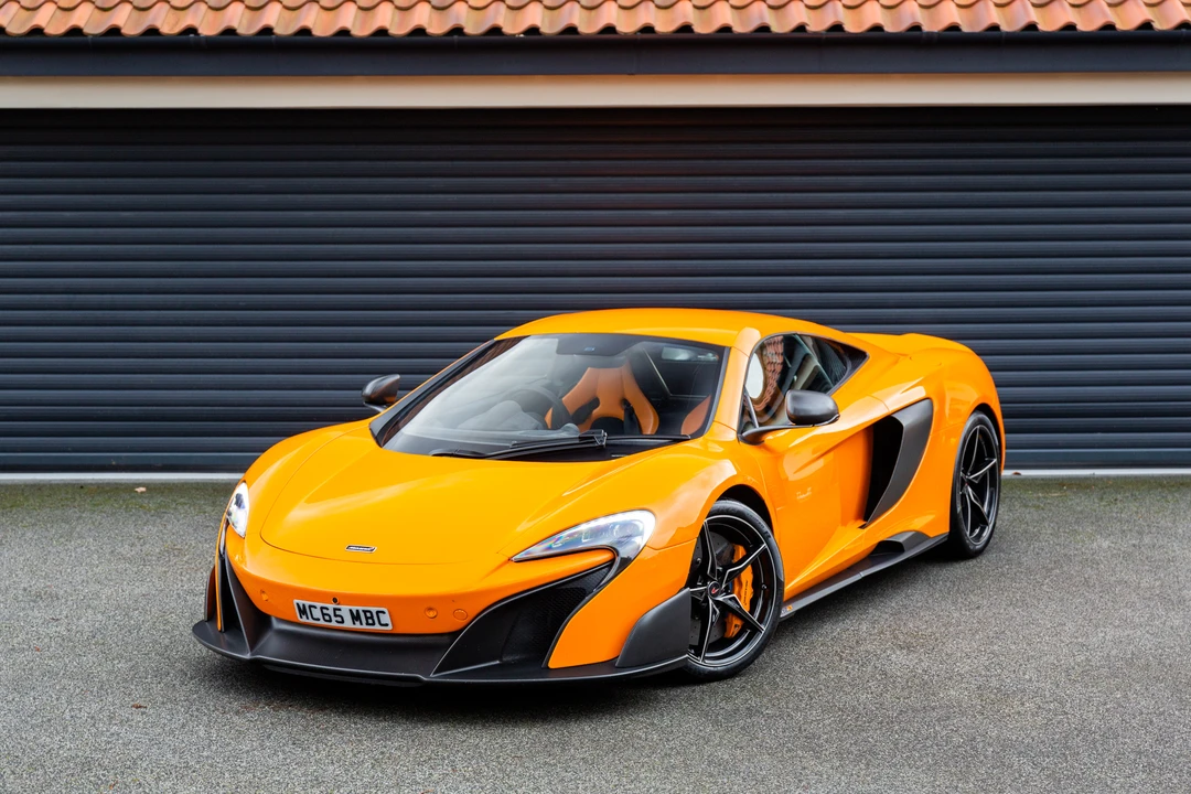 2015 McLaren 675LT Coupe - Image 18 of 31