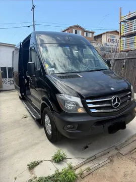 2015 Mercedes-Benz Sprinter 2500 15 Passenger