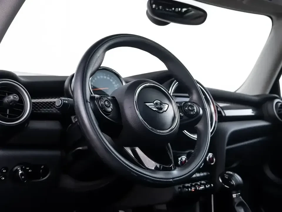 2015 Mini Mini 3rd Gen - Image 16 of 18