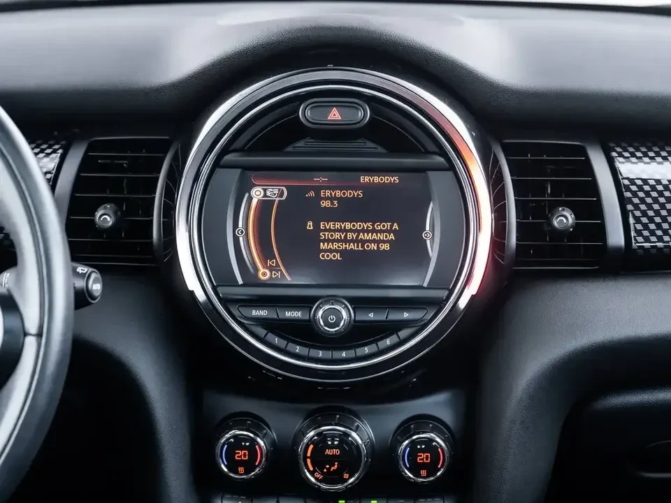 2015 Mini Mini 3rd Gen - Image 10 of 18