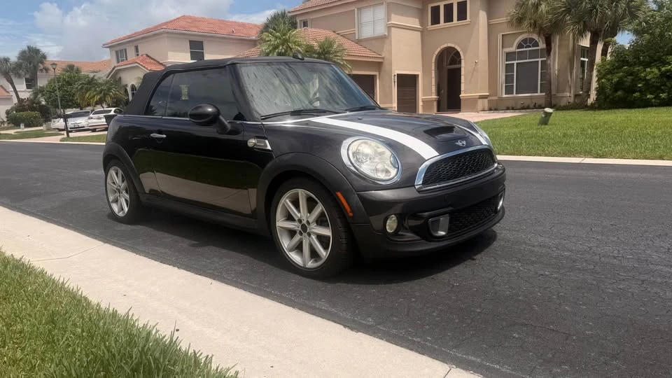 2015 Mini Mini 2nd Gen - Image 12 of 14