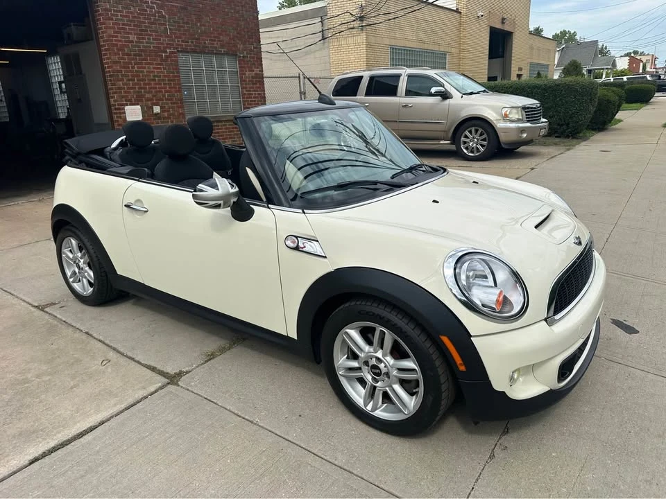 2015 Mini Mini 3rd Gen - Image 3 of 20