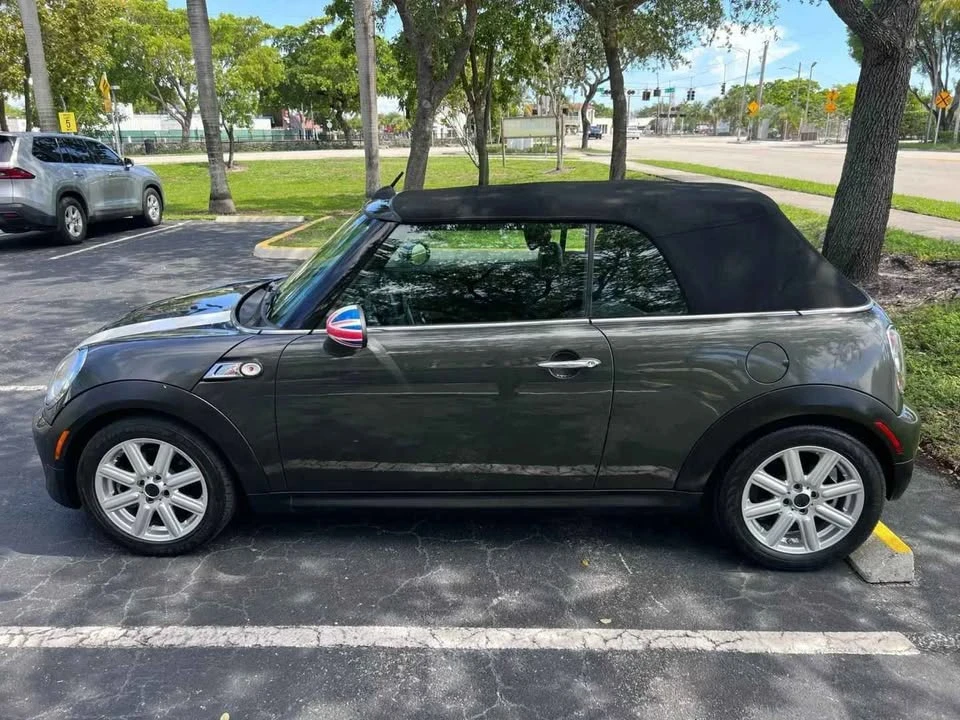 2015 Mini Mini 3rd Gen - Image 3 of 8