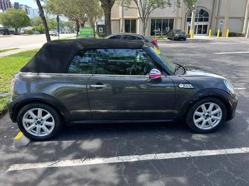 2015 Mini Mini 3rd Gen - Image 4 of 8