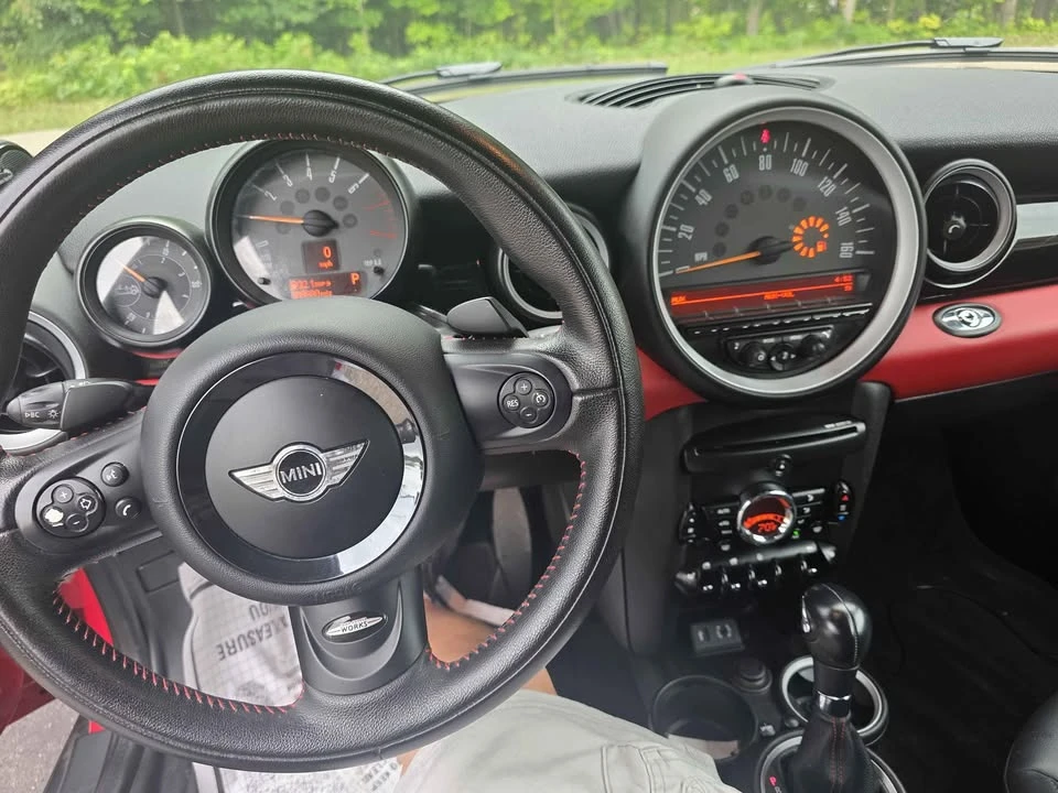 2015 Mini Coupe & Roadster - Image 7 of 9