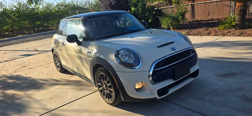 2015 Mini Coupe & Roadster - Image 2 of 19
