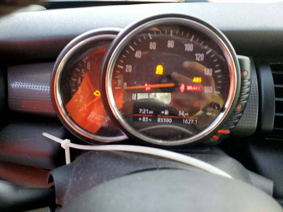 2015 Mini Mini 3rd Gen - Image 9 of 11