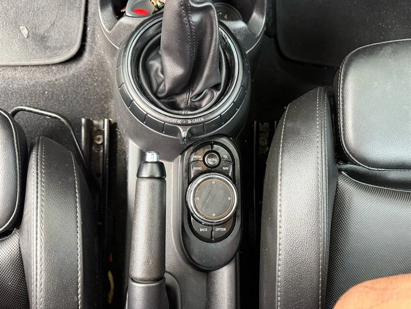 2015 Mini Modern Mini - Image 16 of 20