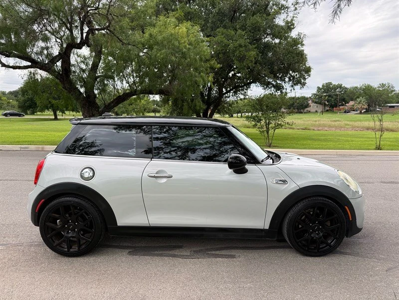 2015 Mini Modern Mini - Image 5 of 20