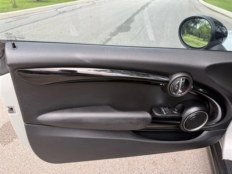 2015 Mini Modern Mini - Image 10 of 20
