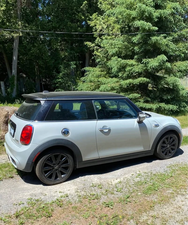 2015 Mini Modern Mini - Image 5 of 6