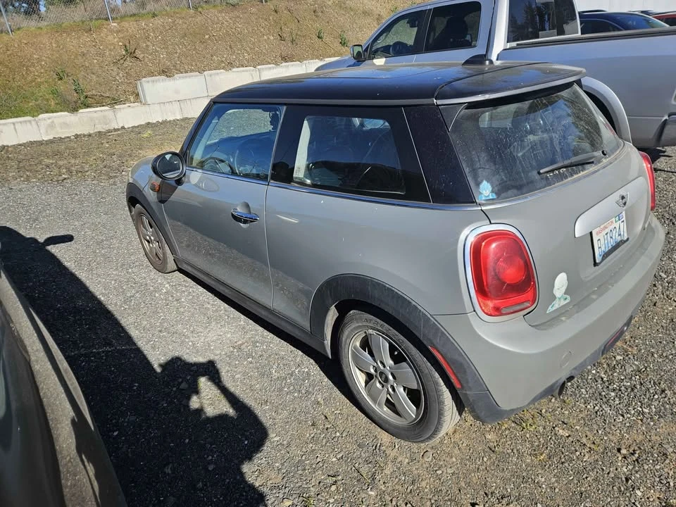 2015 Mini Mini 3rd Gen - Image 2 of 9