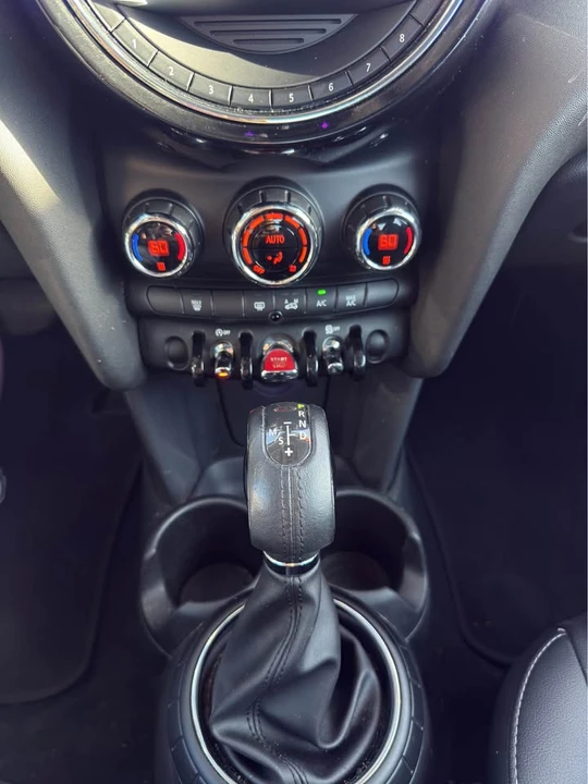2015 Mini Mini 3rd Gen - Image 8 of 12