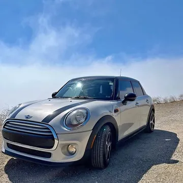2015 MINI Cooper Cooper Hatchback 4D