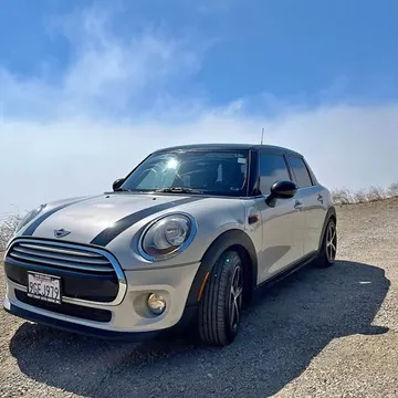 2015 MINI Cooper Cooper Hatchback 4D