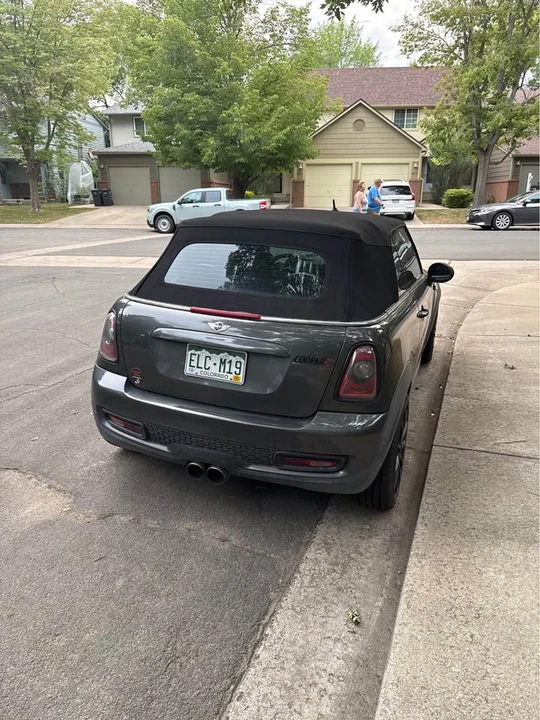 2015 Mini Mini 3rd Gen - Image 2 of 5