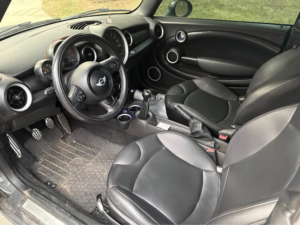 2015 Mini Mini 3rd Gen - Image 5 of 5