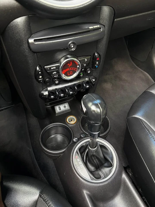 2015 Mini Mini 3rd Gen - Image 17 of 18