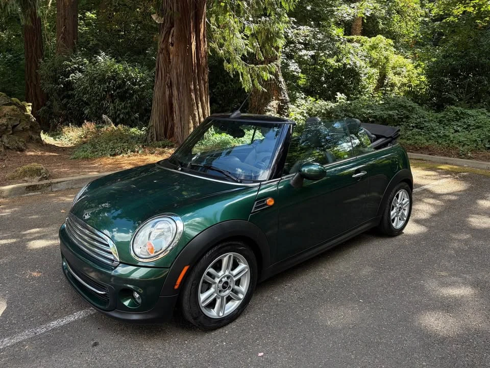2015 Mini Mini 3rd Gen - Image 2 of 18