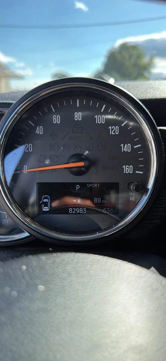 2015 Mini Mini 3rd Gen - Image 5 of 5
