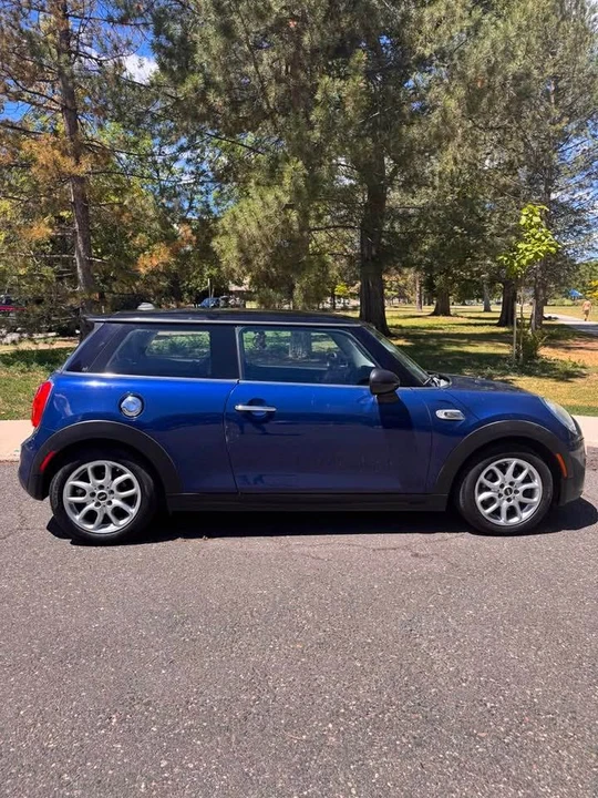 2015 Mini Mini 3rd Gen - Image 2 of 11