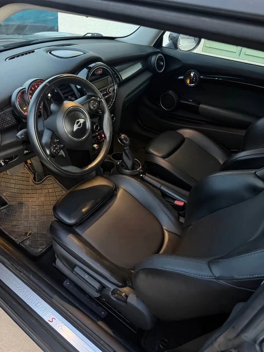 2015 Mini Mini 3rd Gen - Image 7 of 12