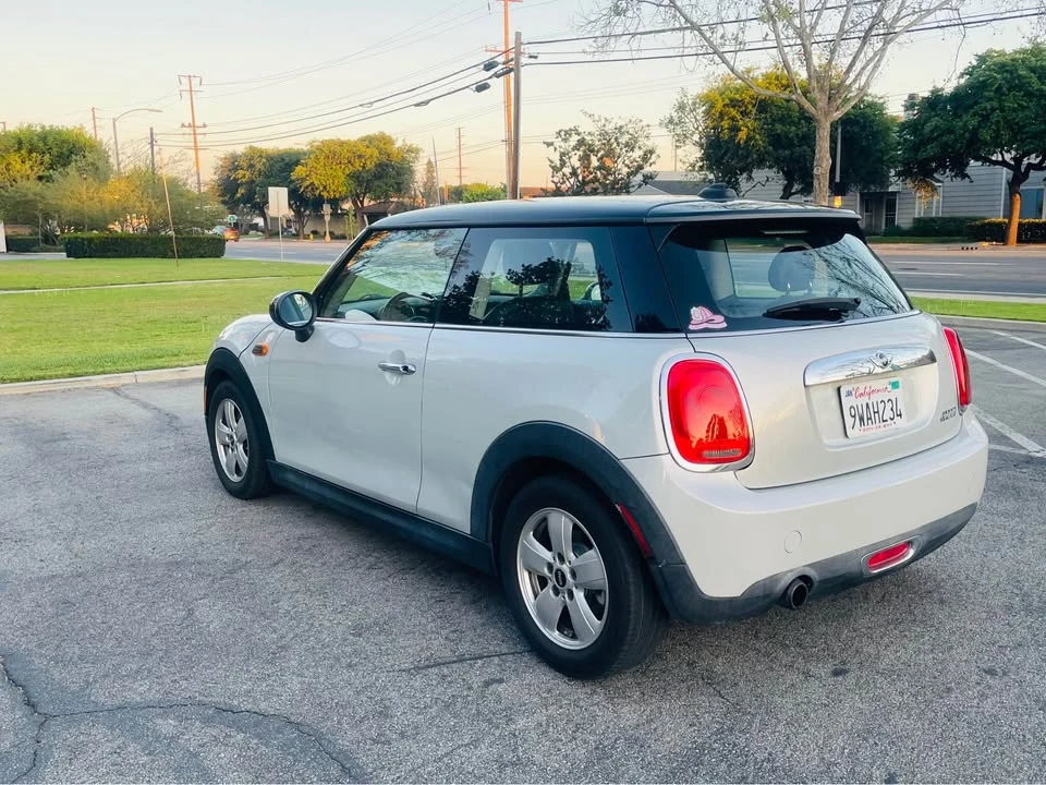 2015 Mini Mini 3rd Gen - Image 2 of 15