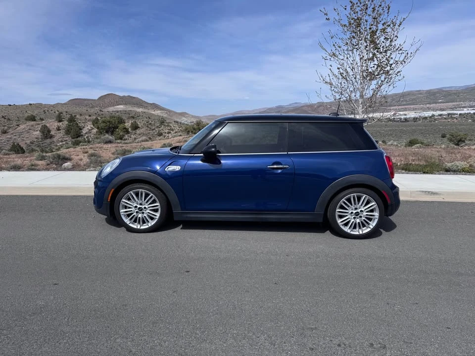 2015 Mini Mini 3rd Gen - Image 2 of 15