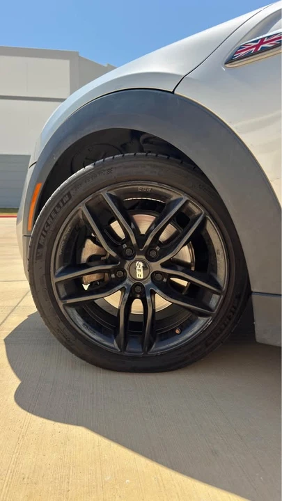 2015 Mini Mini 3rd Gen - Image 2 of 19