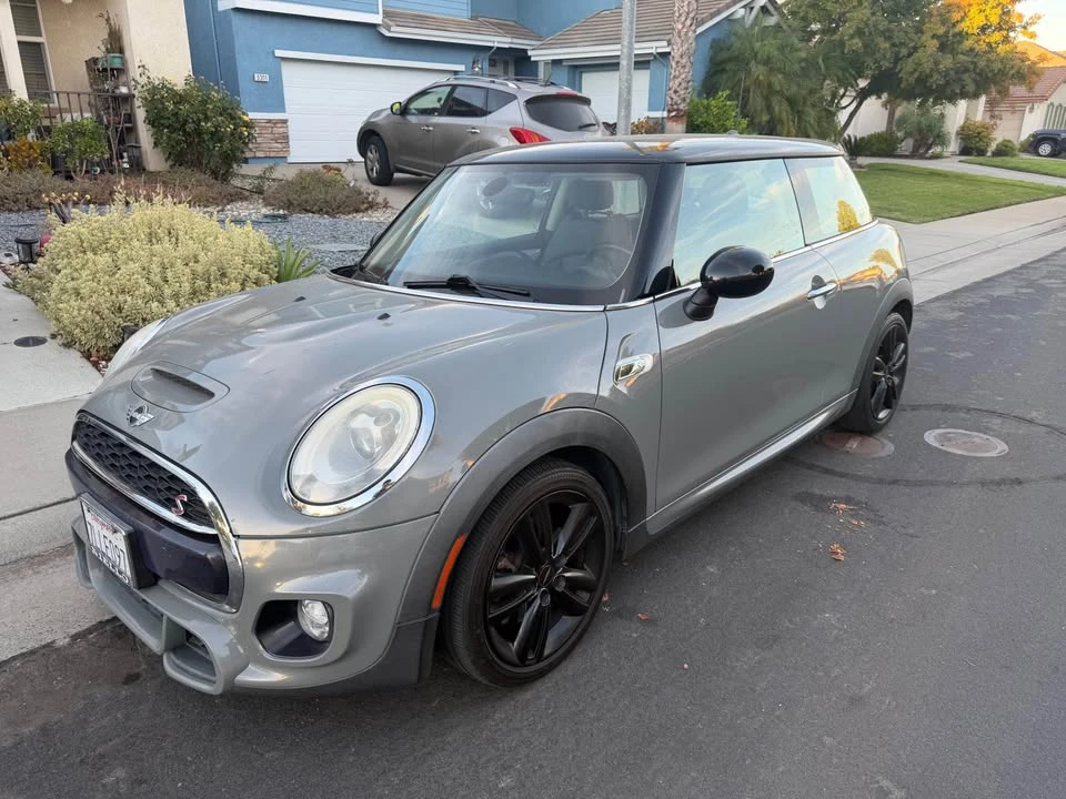 2015 Mini Mini 3rd Gen - Image 3 of 8