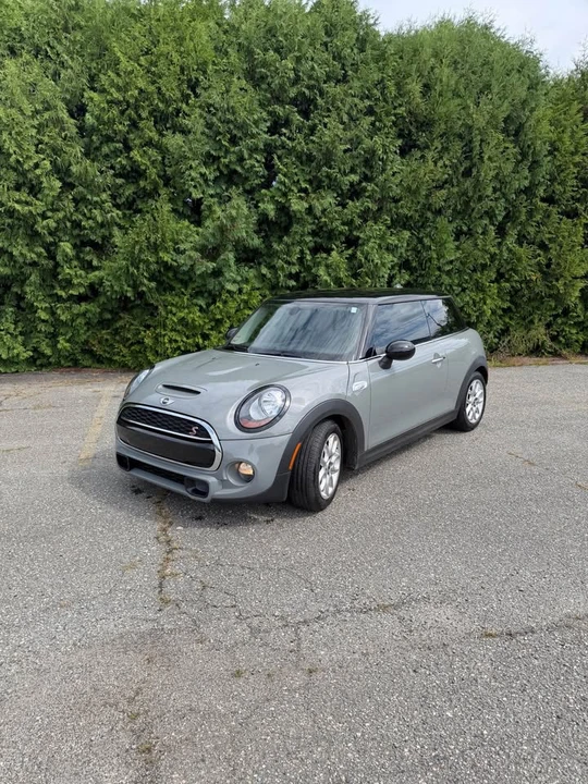 2015 Mini Mini 3rd Gen - Image 2 of 16