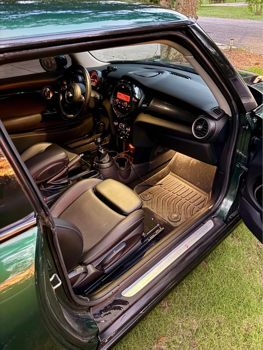 2015 Mini Mini 3rd Gen - Image 4 of 11