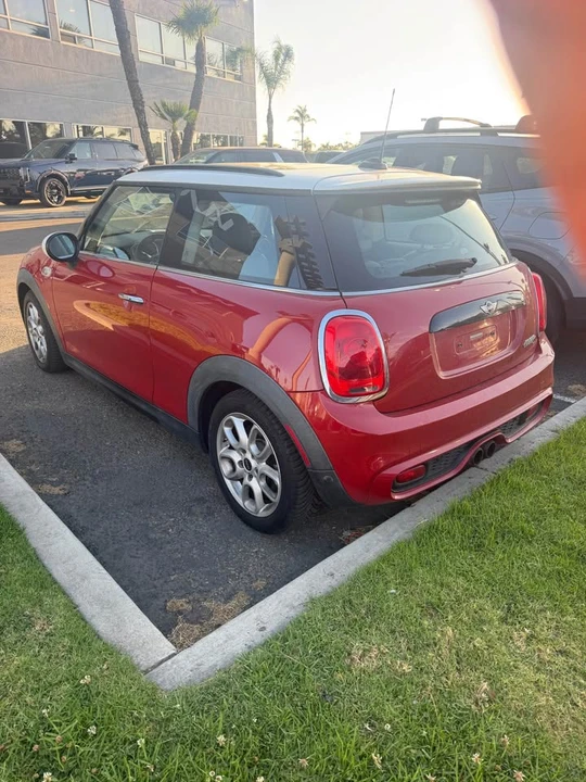 2015 Mini Mini 3rd Gen - Image 4 of 6