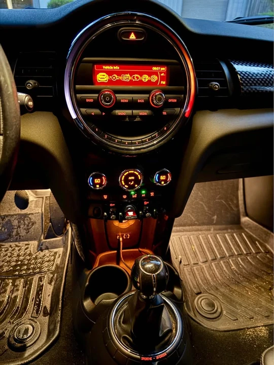 2015 Mini Mini 3rd Gen - Image 10 of 11