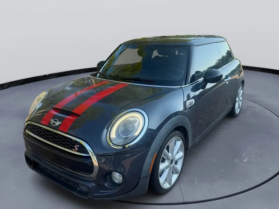 2015 Mini Mini 3rd Gen - Image 2 of 16
