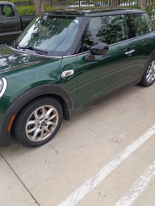 2015 Mini Mini 3rd Gen - Image 2 of 7
