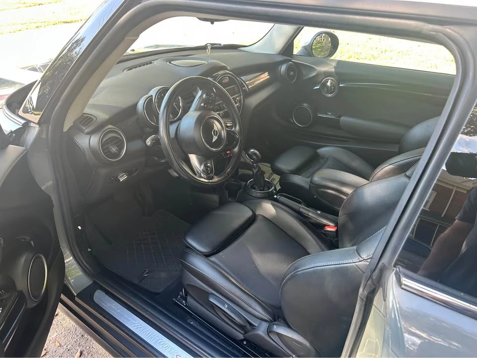 2015 Mini Mini 3rd Gen - Image 3 of 7