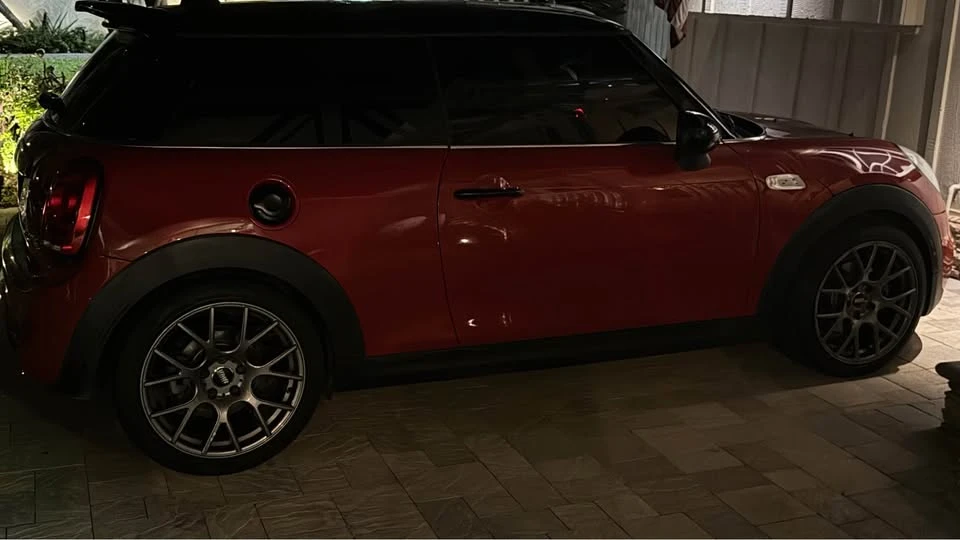 2015 Mini Mini 3rd Gen - Image 5 of 9