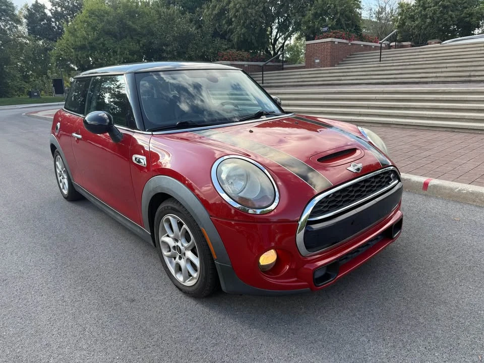 2015 Mini Mini 3rd Gen - Image 2 of 20