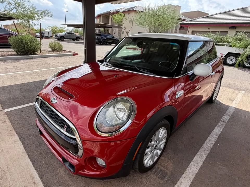 2015 Mini Mini 3rd Gen - Image 2 of 16
